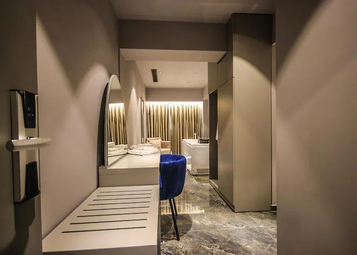 Atrium * Mjull-Bathore