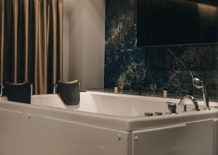 Atrium Mjull-Bathore